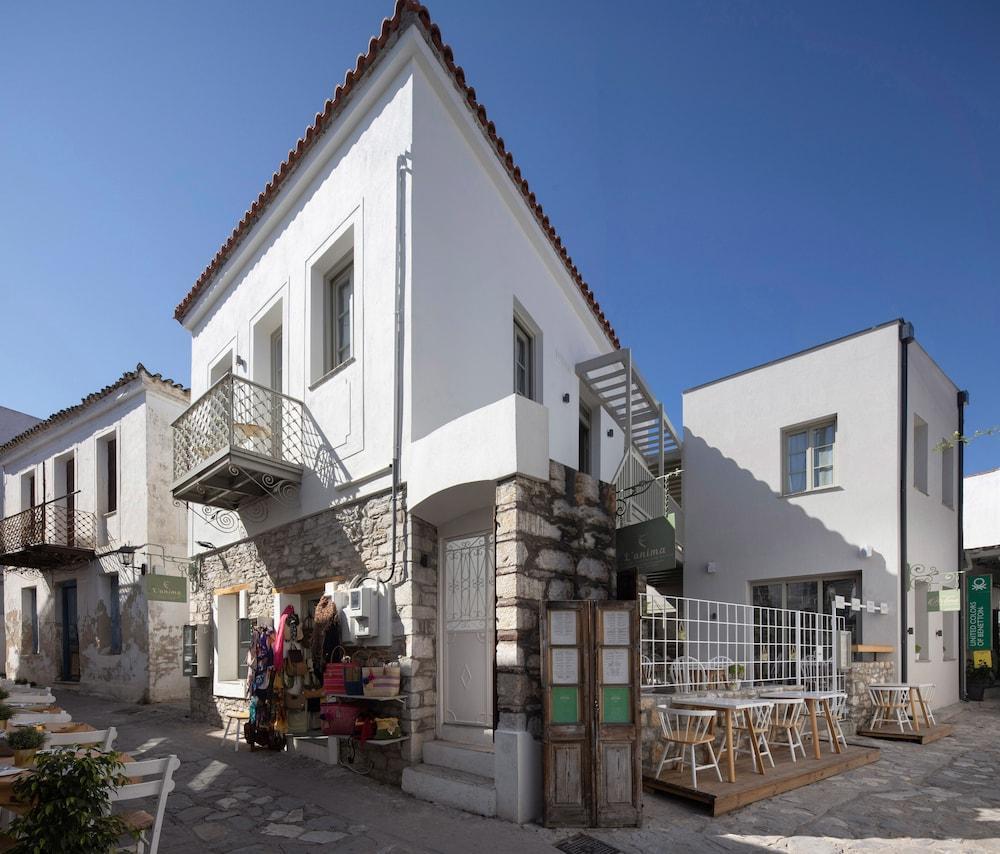 העיירה סקיאתוס L Anima Boutique Suites מראה חיצוני תמונה