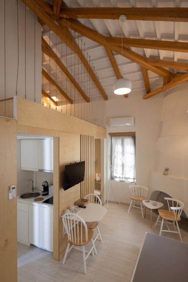 העיירה סקיאתוס L Anima Boutique Suites מראה חיצוני תמונה
