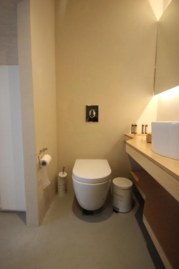 העיירה סקיאתוס L Anima Boutique Suites מראה חיצוני תמונה